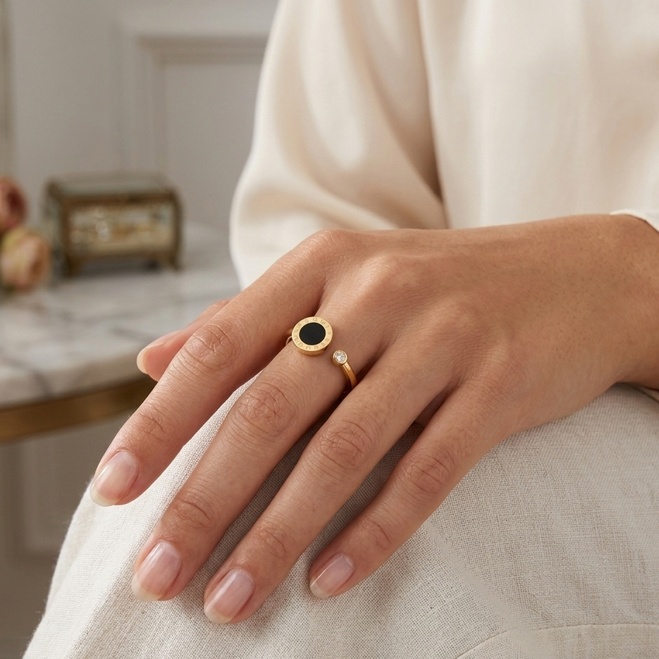 Adjustable Roman Ring