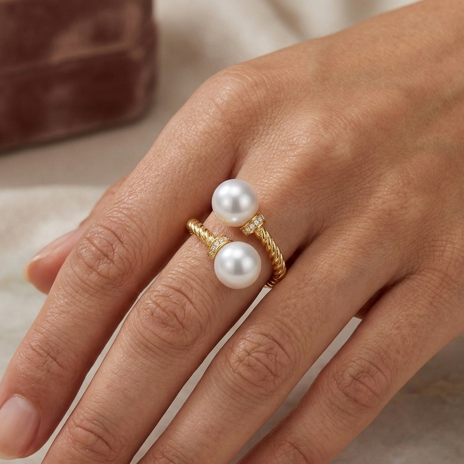 Adjustable Pearl Ring with Zirconium