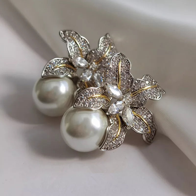 Life Pearl Earrings in 925 Silver Set with Zirconium