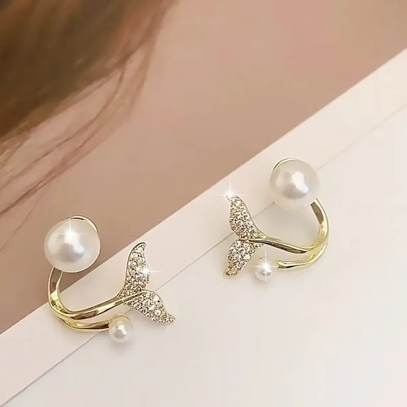 Sea Mother-of-Pearl Earrings in 18K Gold