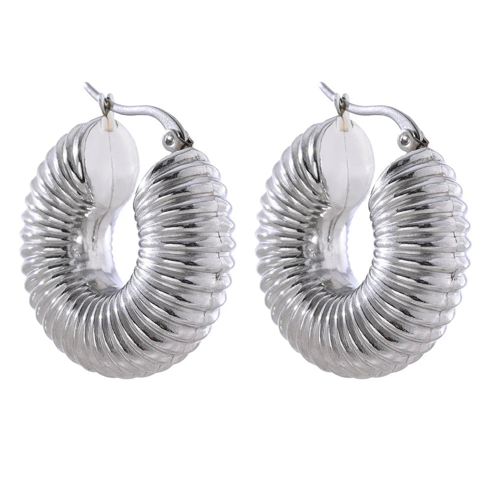 Ziza Bold Hoop Earrings — 18K Gold Plated