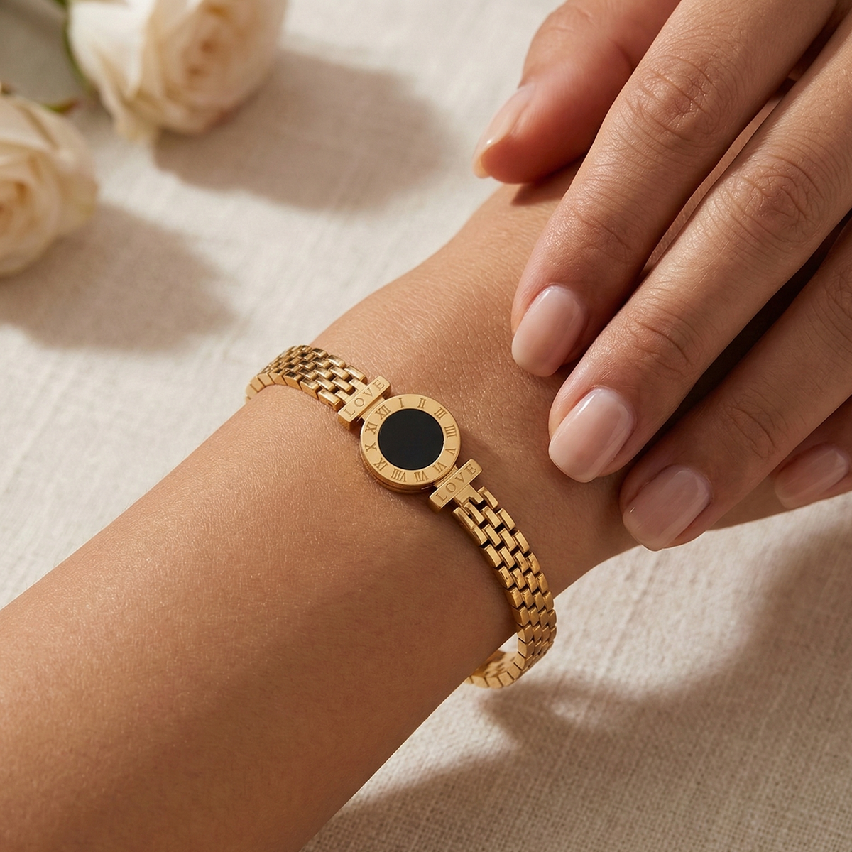 Hera Onyx Stone Bangle Bracelet — 18K Gold Plated