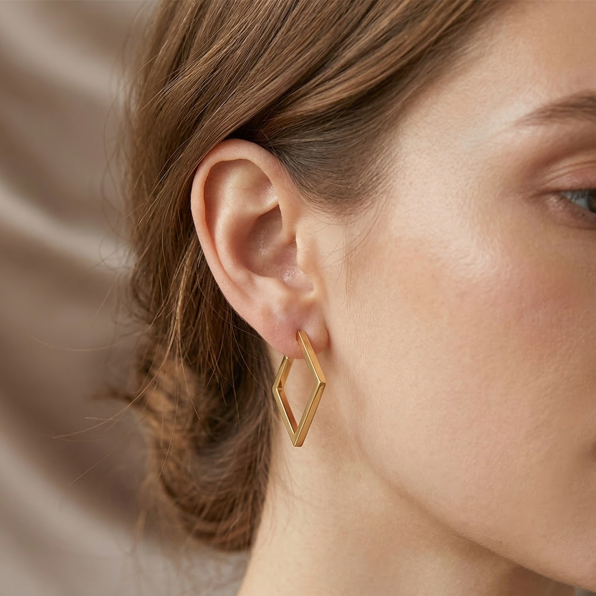 Retro Luxury Quadrangular Earring