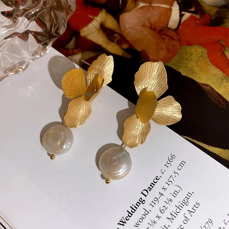 Petal Earring with Delicate Pearl
