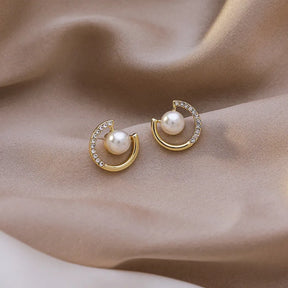 Zirconia-Set Pearl Earrings